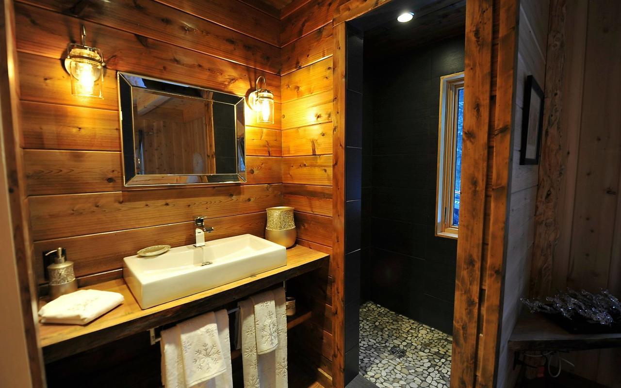 Le Bivouac - Les Chalets Spa Canada La Malbaie Eksteriør bilde